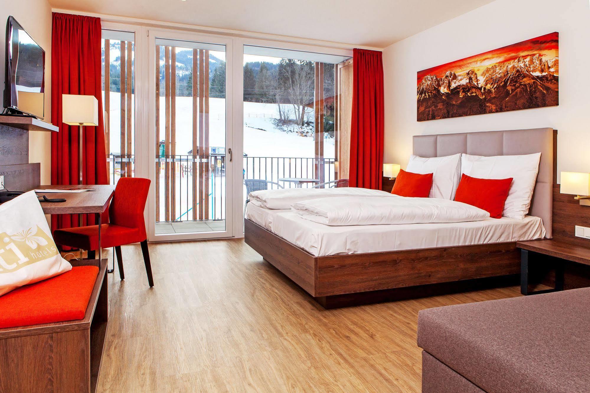 Sentido alpenhotel Kaiserfels St. Johann in Tirol Exterior foto